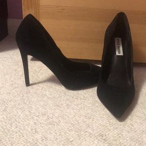 Steve Madden pumps
